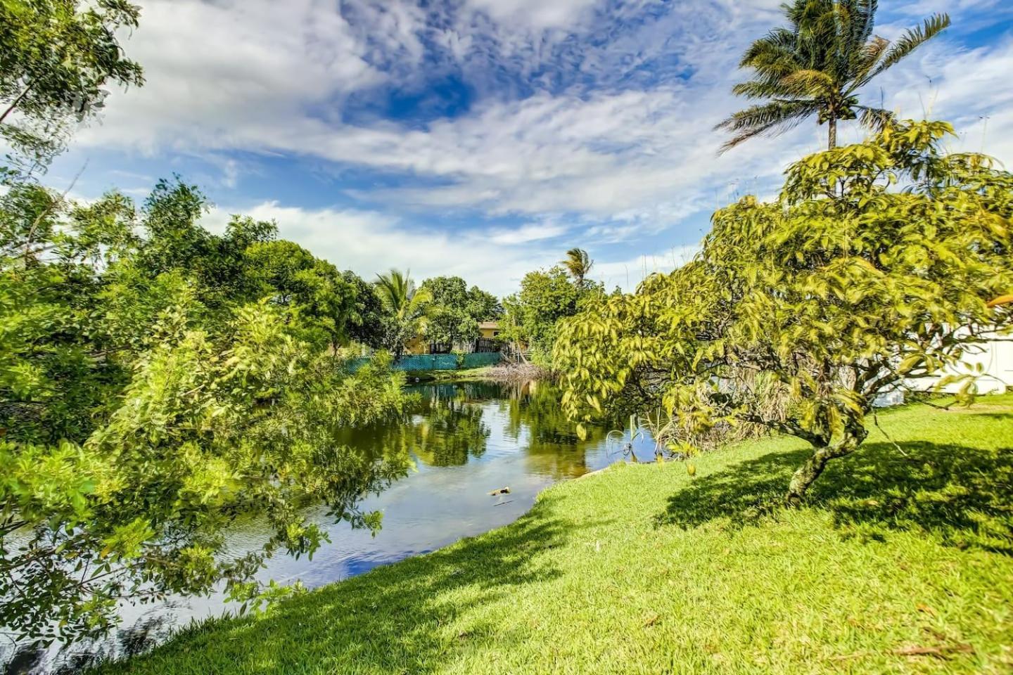 Serenity Spot Wd Pool, Lake, River & Canal View Санрайз Екстер'єр фото